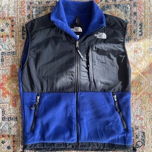 The North Face Men's Black and Blue Vest